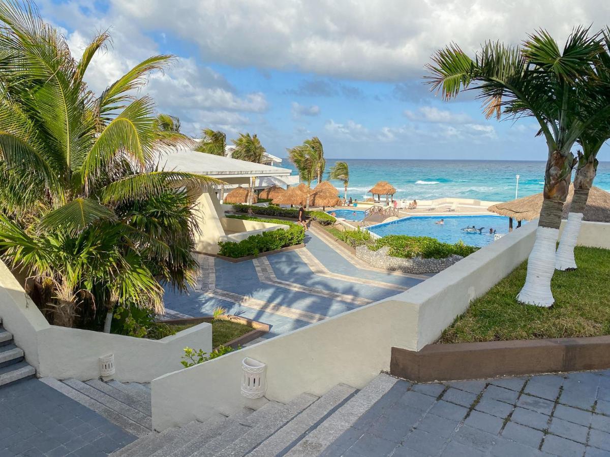 Apartment On The Beach With Terrace Ocean View, Brisas Cancun 01 By Beach & Ocean Apartments Exterior photo